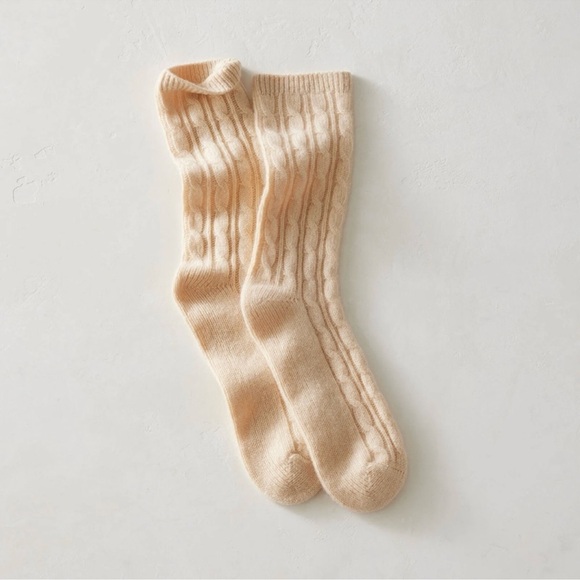 Talbots Cashmere blend cable knit socks - Picture 2 of 14